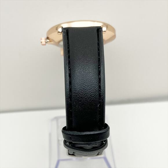 Fashion Casual Wristwatch in Black and Rose Gold - Picture 2 of 6